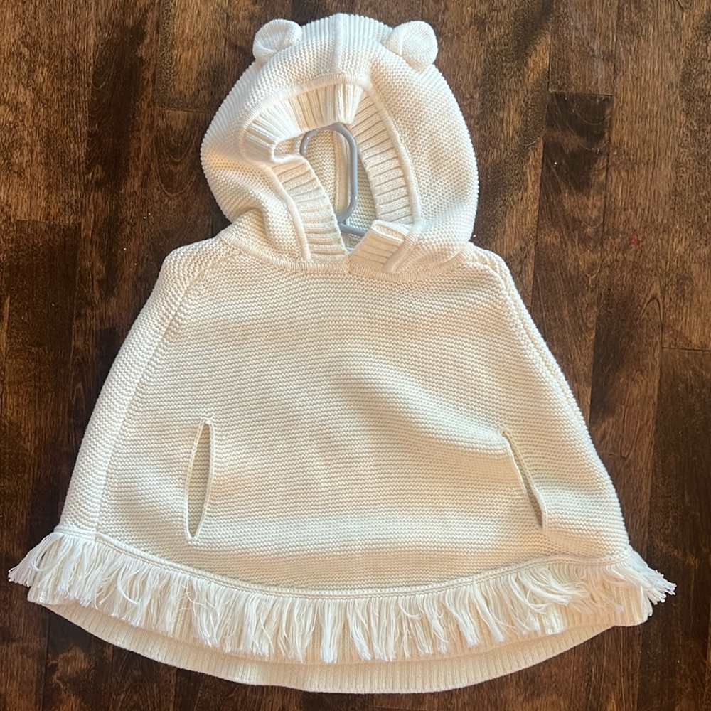Gap poncho sweater